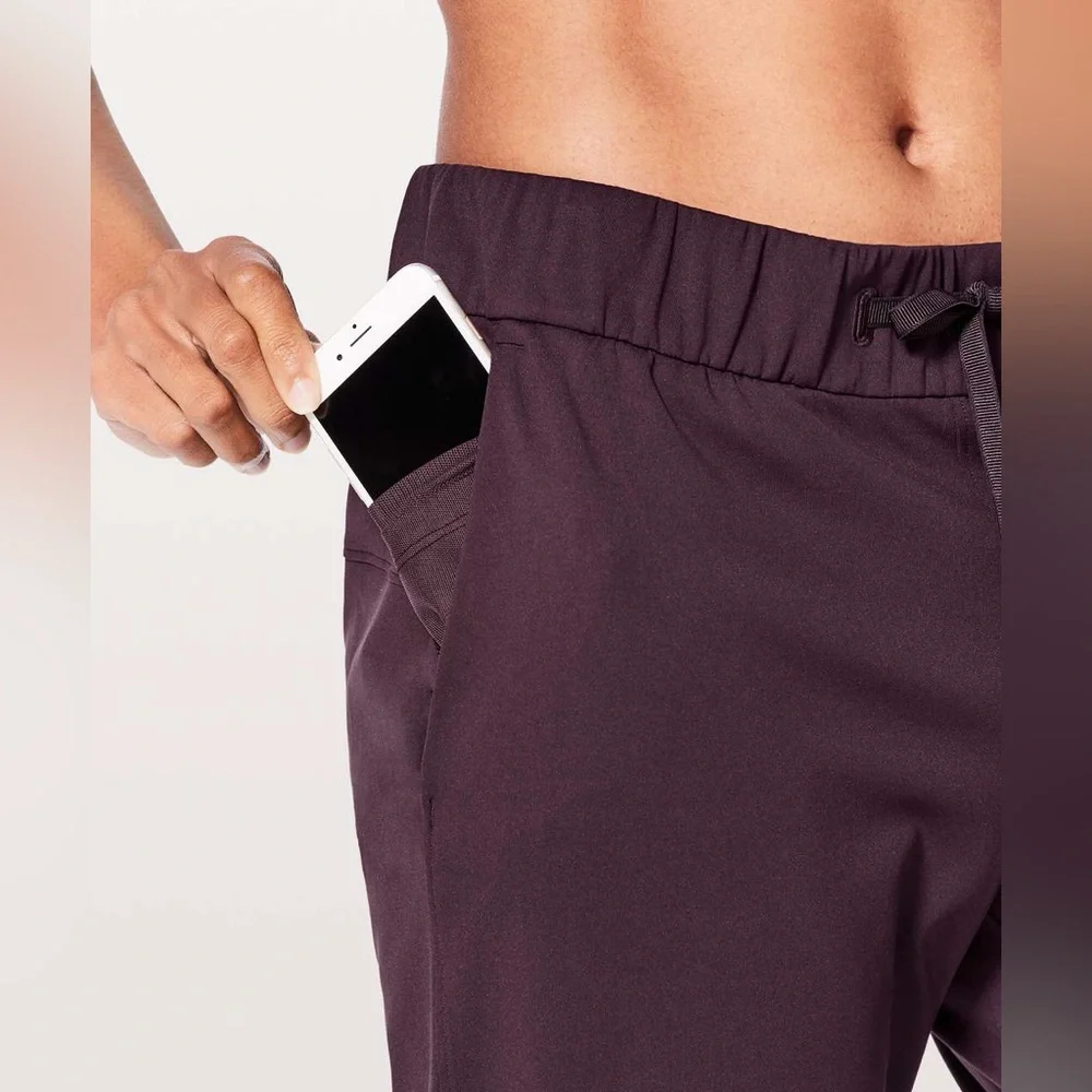 Lululemon On The Fly Pant (28") Black Cherry Red Women’s Size 6 - Picture 3 of 8